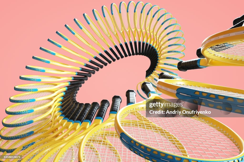 Tennis racket helix