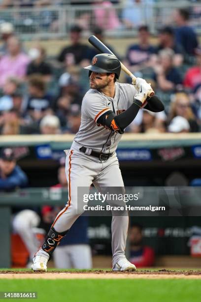 Luis González of the San Francisco Giants bats against the Minnesota Twins on August 27, 2022 at Target Field in Minneapolis, Minnesota.