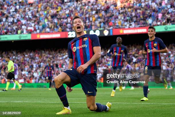 Robert Lewandowski of FC Barcelona celebrates after scoring his team's first goal during the LaLiga Santander match between FC Barcelona and Real...