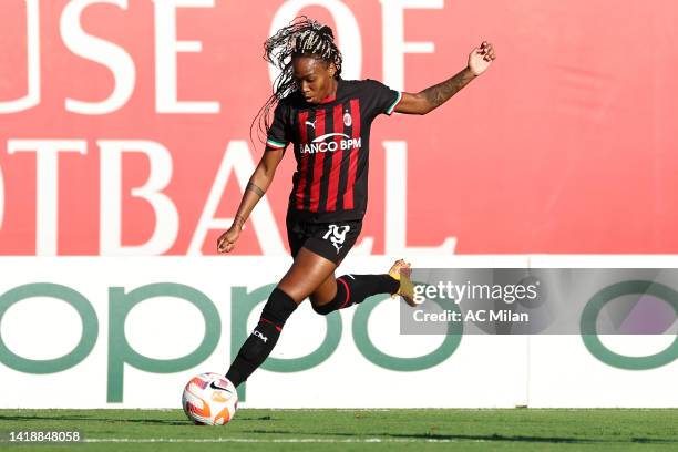 Lindsey Thomas of AC Milan in action during the Women Serie A match between AC Milan and ACF Fiorentina at Centro Sportivo Vismara on August 28, 2022...