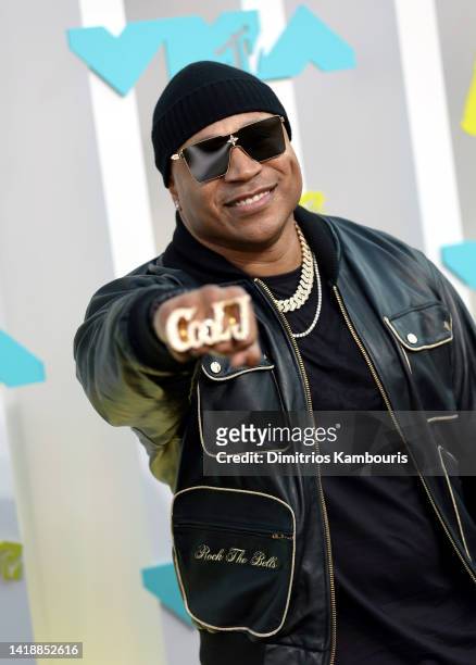 Cool J attends the 2022 MTV VMAs at Prudential Center on August 28, 2022 in Newark, New Jersey.
