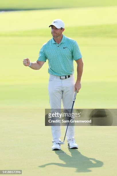 Rory McIlroy of Northern Ireland celebrates on the 18th green after winning during the final round of the TOUR Championship at East Lake Golf Club on...