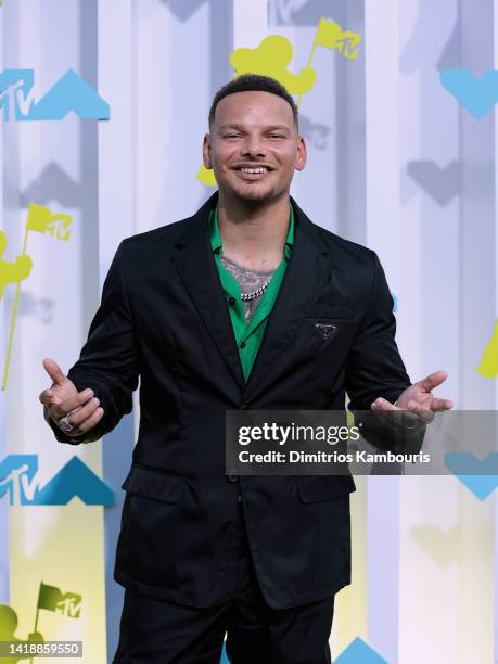 Kane Brown attends the 2022 MTV VMAs at Prudential Center on August 28, 2022 in Newark, New Jersey.