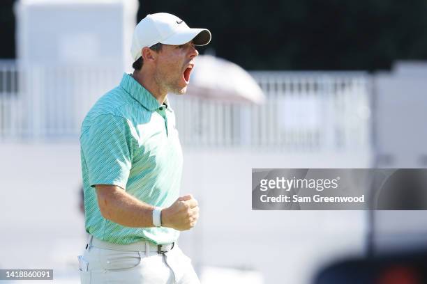 Rory McIlroy of Northern Ireland reacts to his birdie on the 15th green during the final round of the TOUR Championship at East Lake Golf Club on...