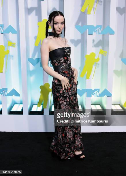 Dove Cameron attends the 2022 MTV VMAs at Prudential Center on August 28, 2022 in Newark, New Jersey.