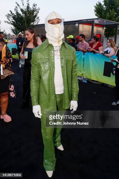Toosii attends the 2022 MTV VMAs at Prudential Center on August 28, 2022 in Newark, New Jersey.