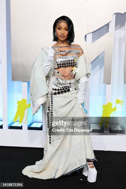 Shenseea attends the 2022 MTV VMAs at Prudential Center on August 28, 2022 in Newark, New Jersey.