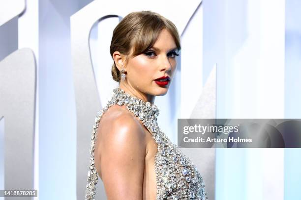 Taylor Swift attends the 2022 MTV VMAs at Prudential Center on August 28, 2022 in Newark, New Jersey.