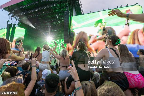 Charli XCX Fans in the crowd at Reading Festival day 3 on August 28, 2022 in Reading, England.