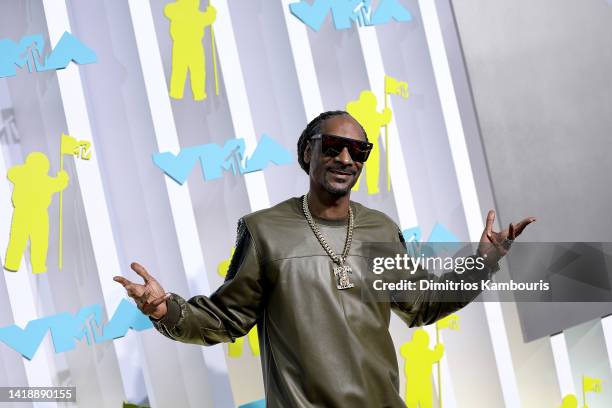 Snoop Dogg attends the 2022 MTV VMAs at Prudential Center on August 28, 2022 in Newark, New Jersey.