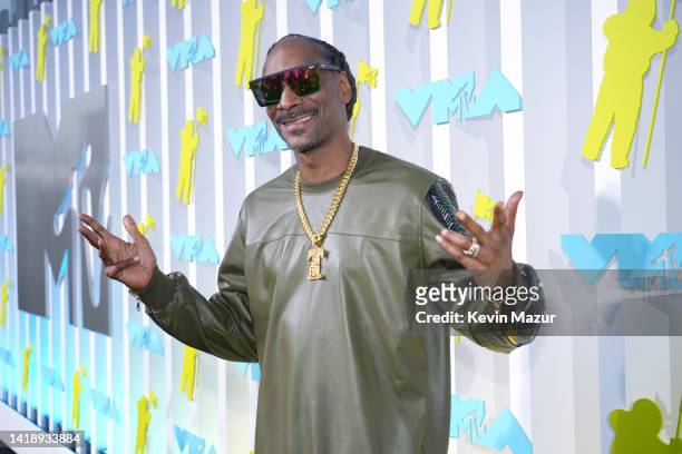 Snoop Dogg attends the 2022 MTV VMAs at Prudential Center on August 28, 2022 in Newark, New Jersey.