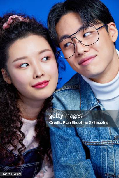 retro style, newtro, trend, youth culture, youth, young woman, 20th century style, old fashioned fashion, fashionable, fashion, college student, perm, personality, young man, heterosexual couple - south korea woman stock pictures, royalty-free photos & images