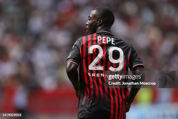 Nicolas Pepe of OGC Nice looks across his shoulder during the Ligue 1 match between OGC Nice and Olympique Marseille at Allianz Riviera on August 28,...