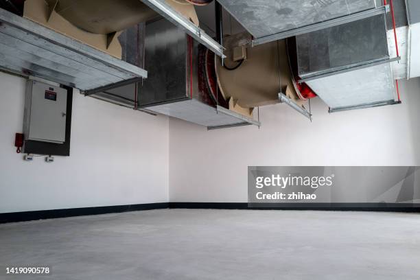 ventilator room inside building - machinekamer stockfoto's en -beelden