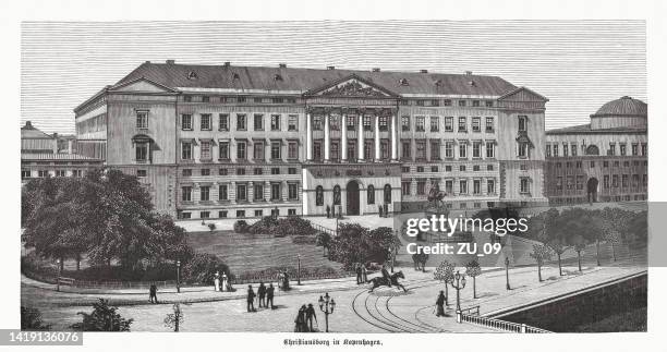 stockillustraties, clipart, cartoons en iconen met christiansborg palace in copenhagen, denmark, wood engraving, published in 1885 - christiansborg palace