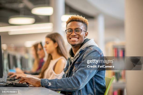 Library Computer Lab Photos and Premium High Res Pictures - Getty Images