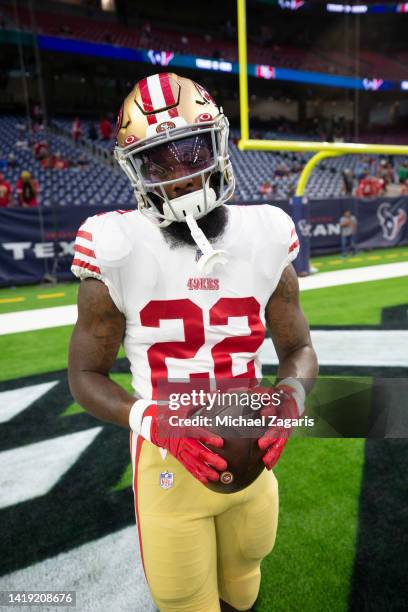 Jeff Wilson Jr. #22 of the San Francisco 49ers on the field before the game against the Houston Texans at NRG Stadium on August 25, 2022 in...