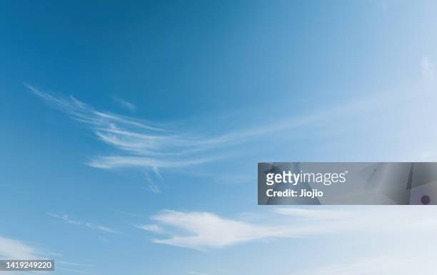 cloudy sky - 空のみ ストックフォトと画像