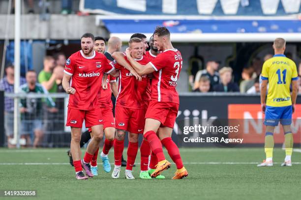 Jordy Clasie of AZ Alkmaar celebrates his goal during the Dutch Eredivisie match between SC Cambuur and AZ Alkmaar at Cambuur Stadion on August 28,...