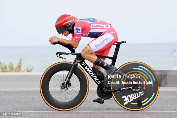 Remco Evenepoel of Belgium and Team Quick-Step - Alpha Vinyl sprints during the 77th Tour of Spain 2022, Stage 10 a 30,9km individual time trial...
