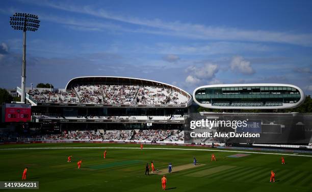 General view of play during the Hundred match between London Spirit and Birmingham Phoenix at Lord's Cricket Ground on August 30, 2022 in London,...