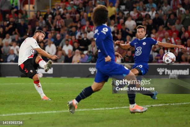Adam Armstrong of Southampton scores their team's second goal during the Premier League match between Southampton FC and Chelsea FC at Friends...