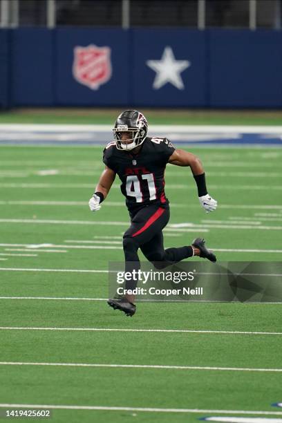 Sharrod Neasman of the Atlanta Falcons runs down field during an NFL game against the Dallas Cowboys, Sunday, Sept. 20 in Arlington, Texas.