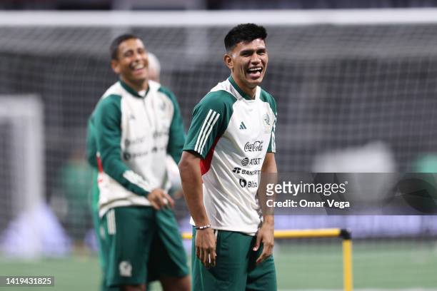 Player of Mexico Jesus Gallardo warms up during a training session ahead of a match between Mexico and Paraguay at Mercedes-Benz Stadium on August...