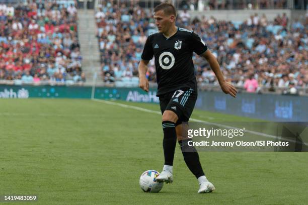 Robin Lod of Minnesota United FC controls the ball during a game between Houston Dynamo and Minnesota United FC at Allianz Field on August 27, 2022...