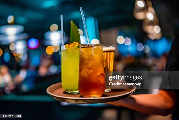 How to Choose the Perfect Cocktail at Hideaway: A Guide to Signature Drinks