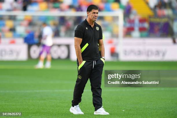 Andrea Sottil, Head coach of Udinese looks on prior to the Serie A match between Udinese Calcio and ACF Fiorentina at Dacia Arena on August 31, 2022...