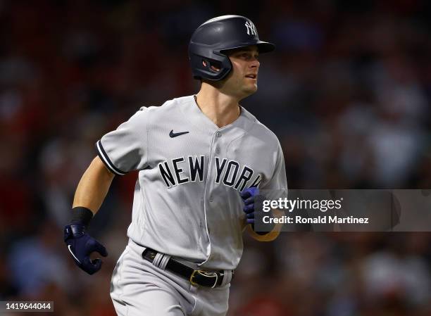 Andrew Benintendi of the New York Yankees in the fourth inning at Angel Stadium of Anaheim on August 30, 2022 in Anaheim, California.