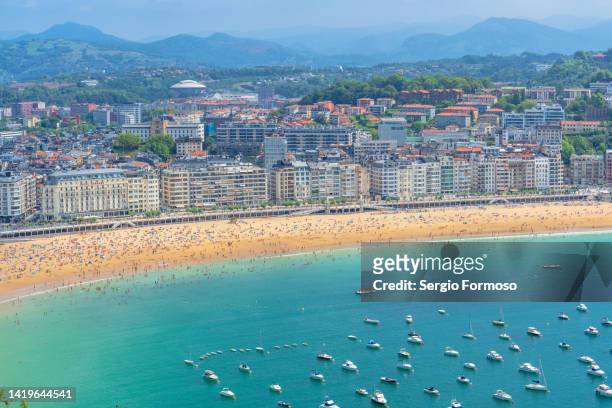 scenic view of la concha beach in san sebastian - bay of biscay stock pictures, royalty-free photos & images