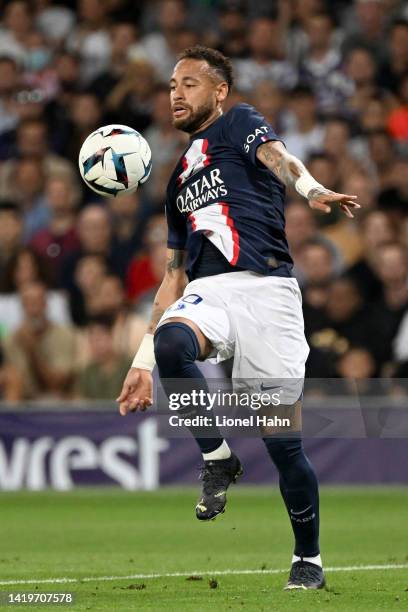 Neymar Jr of Paris Saint-Germain during the Ligue 1 match between Toulouse Football Club and Paris Saint-Germain at the Stadium on August 31, 2022 in...