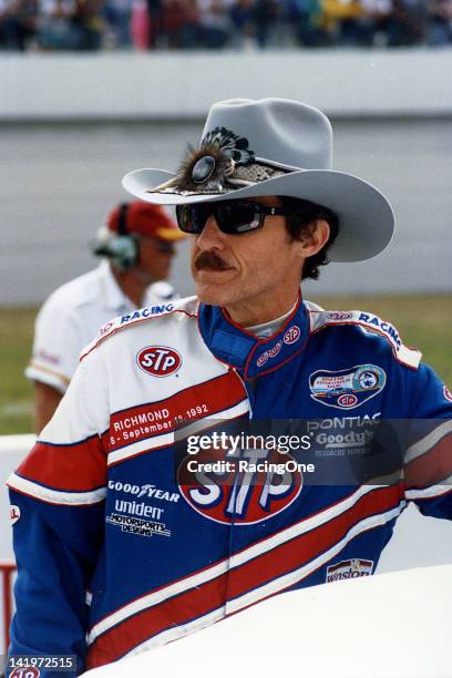 18 Miller Genuine Draft 400 Stock Photos, HighRes Pictures, and Images