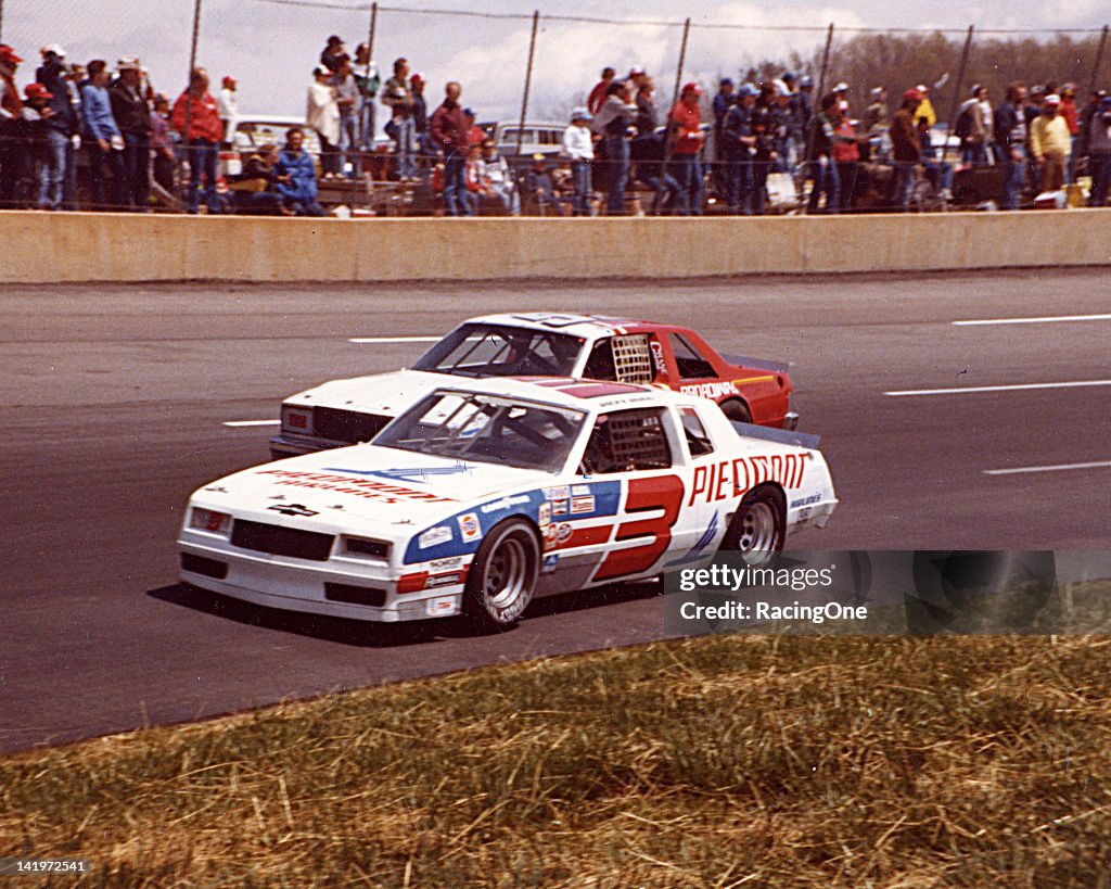 Ricky Rudd Nascar Ritz Ricky Rudd passes Jimmy Means during a NASCAR Cup race. News Photo ...