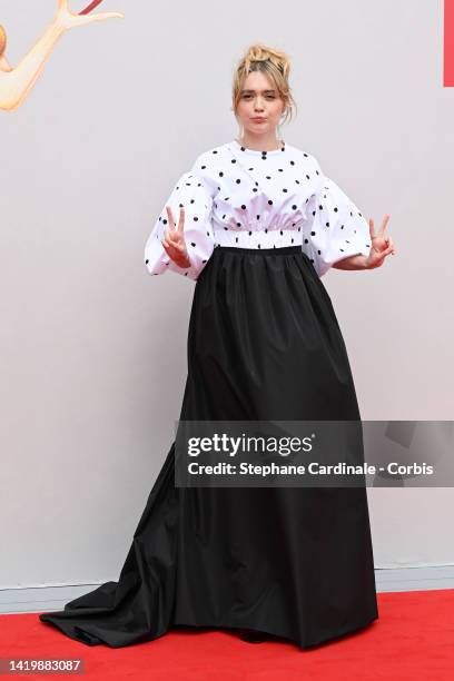 Aimee Lou Wood attends the "Living" red carpet at the 79th Venice International Film Festival on September 01, 2022 in Venice, Italy.