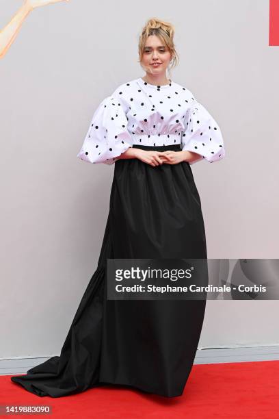 Aimee Lou Wood attends the "Living" red carpet at the 79th Venice International Film Festival on September 01, 2022 in Venice, Italy.