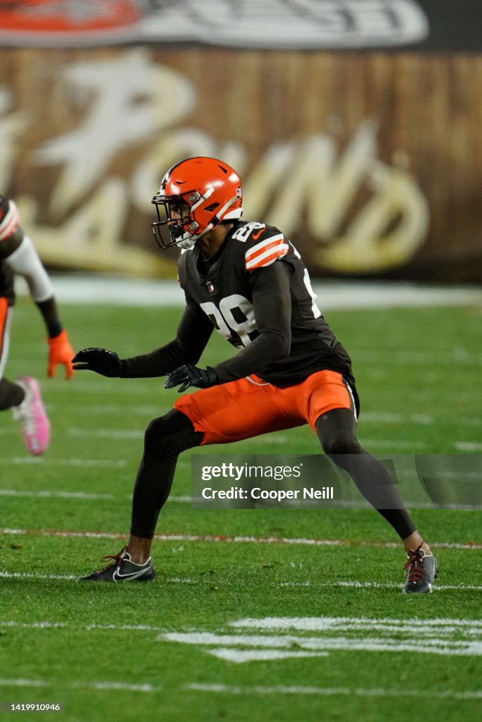 Baltimore Ravens v Cleveland Browns