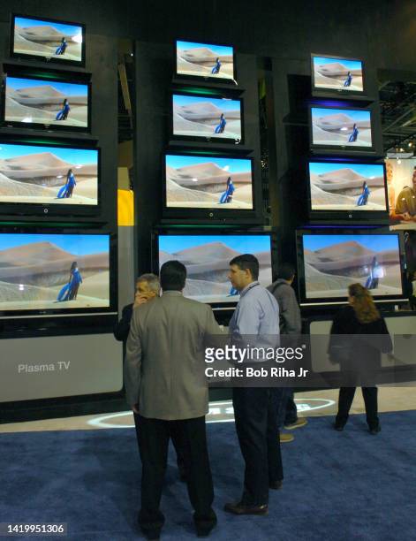 Vendors display their new large screen HD products at the CES show, January 5, 2006 in Las Vegas, Nevada.