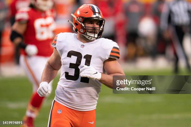 Andy Janovich of the Cleveland Browns plays the field during an NFL divisional round playoff football game against the Kansas City Chiefs on January...