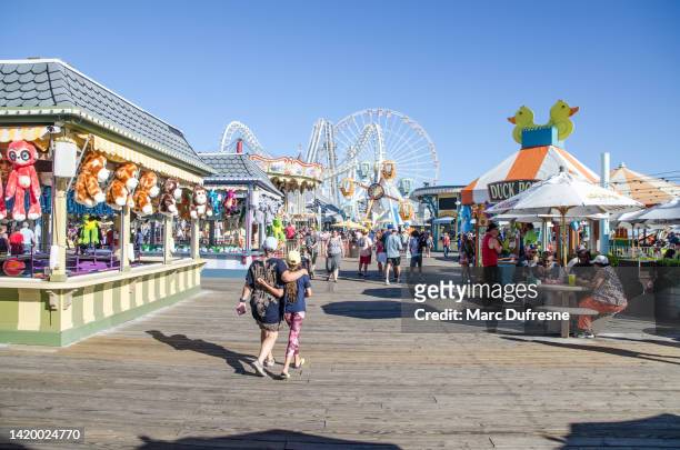 amusement park in wildwood - wildwood new jersey stock pictures, royalty-free photos & images