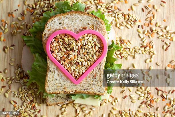 lettuce snadwich - pastry cutter stockfoto's en -beelden