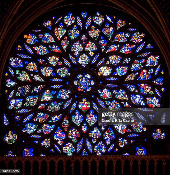exquisite rose window - sainte chapelle photos et images de collection