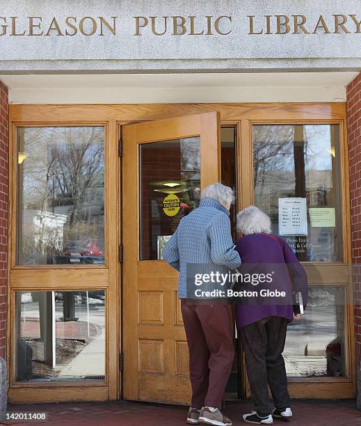 Gleason Library 59 Overdue Library Stock Photos, High-Res Pictures, and Images - Getty ...