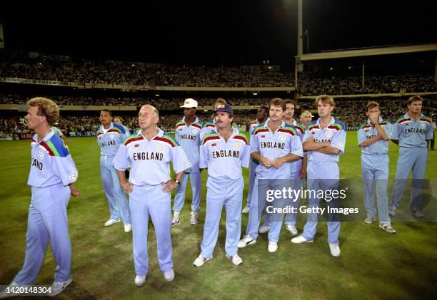 Dejected England players Alec Stewart manager Micky Stewart Allan Lamb, Robin Smith and Phil Tufnell look on after the 1992 World Cup Final defeat...