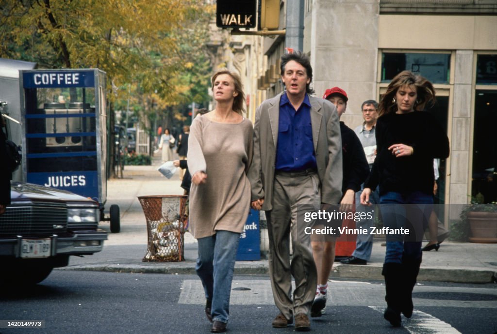Paul McCartney And Wife Linda McCartney