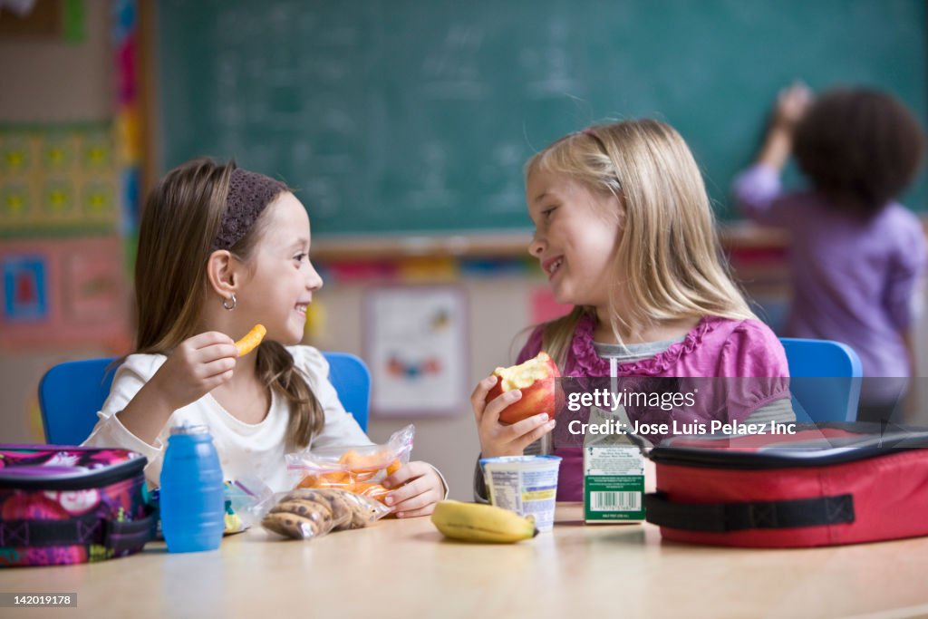 Student Eating Visual Students Eating Lunch In Classroom High-Res Stock Photo - Getty Images