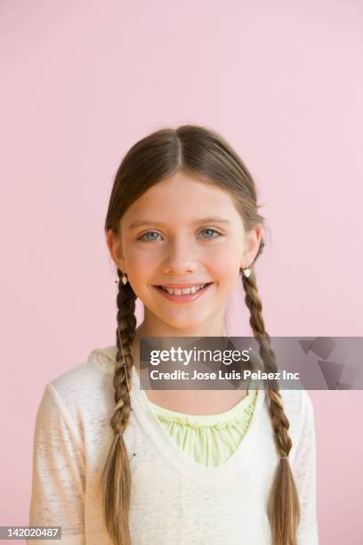 smiling caucasian girl - råttsvans bildbanksfoton och bilder