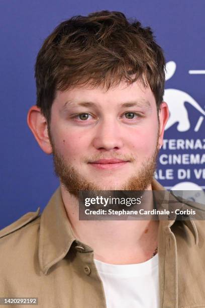 Anthony Bajon attends the photocall for "Athena" at the 79th Venice International Film Festival on September 02, 2022 in Venice, Italy.